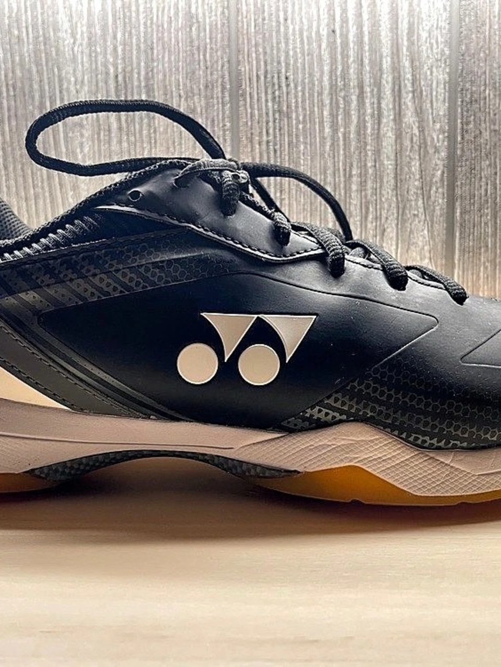 Yonex Power Cushion 65 Badminton / Pickleball indoor gum outsole court shoes